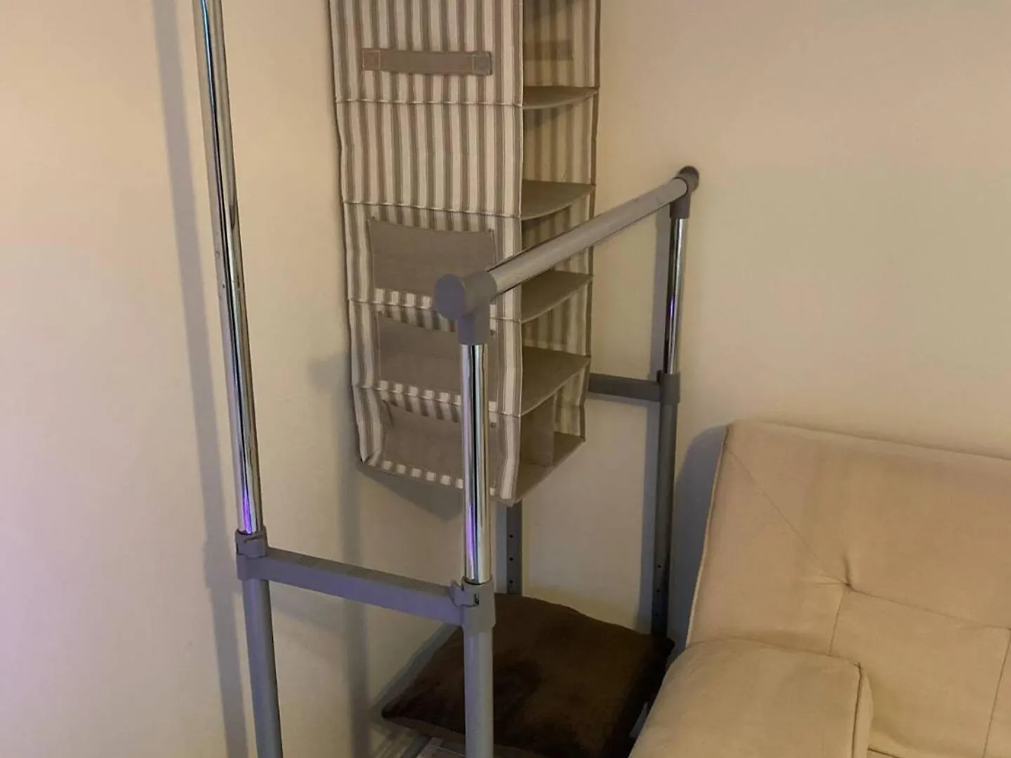 Homestay Xl Bright Room+Parking+Fridge+Micro - 20Min London Bridge - 3 Min Walk To Train/Bus Station United Kingdom